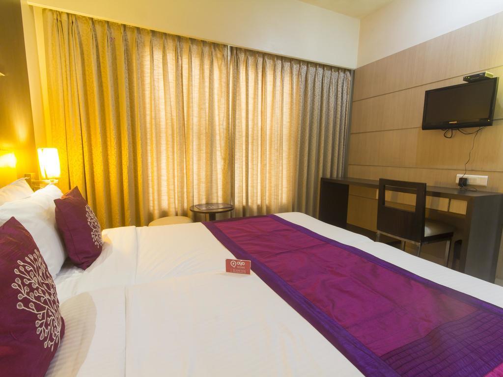 Hotel Monarch Guestline In Midc Rabale, Navi Mumbai Dış mekan fotoğraf
