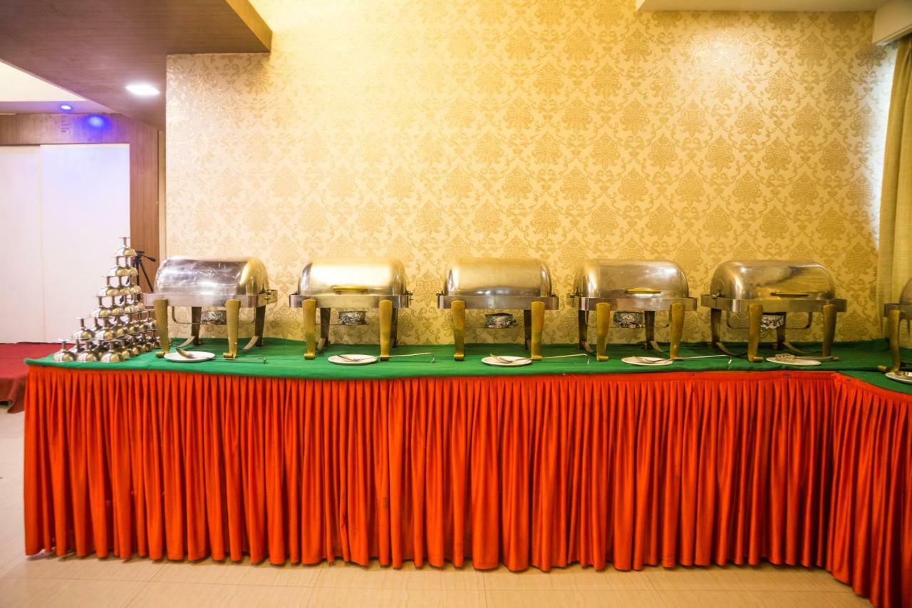 Hotel Monarch Guestline In Midc Rabale, Navi Mumbai Dış mekan fotoğraf